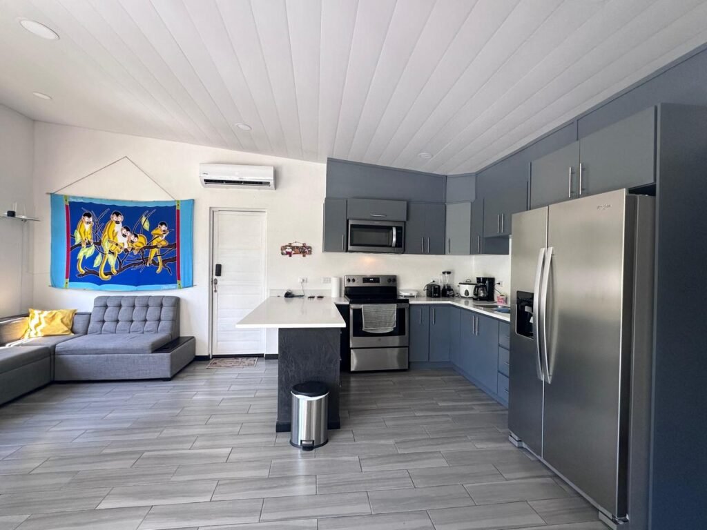 WhatsApp Image 2025-11-04 at 10.36.46 PM (1)