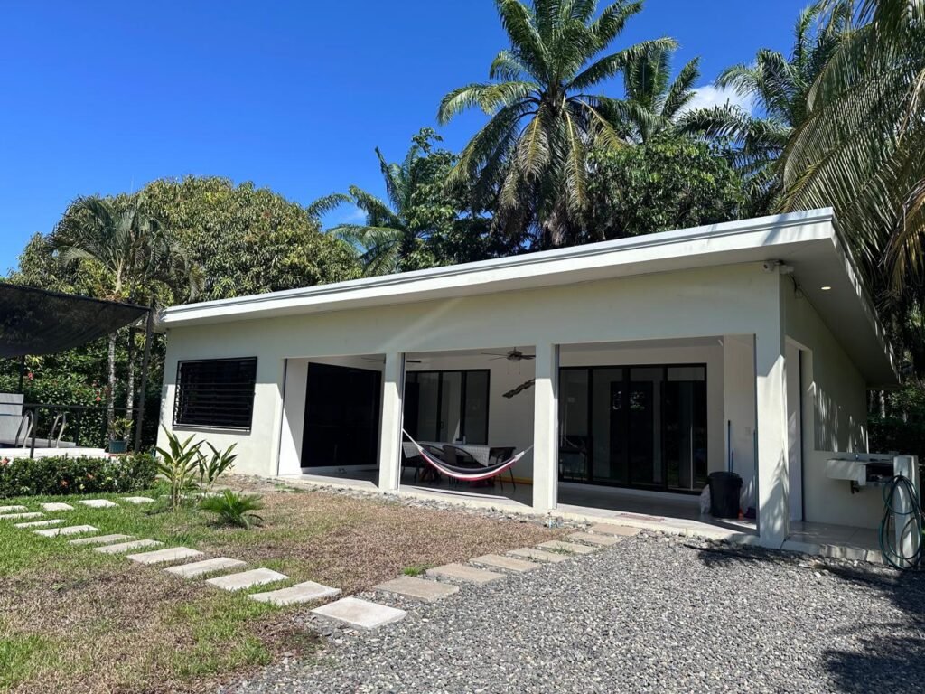 WhatsApp Image 2025-11-04 at 10.36.46 PM (2)