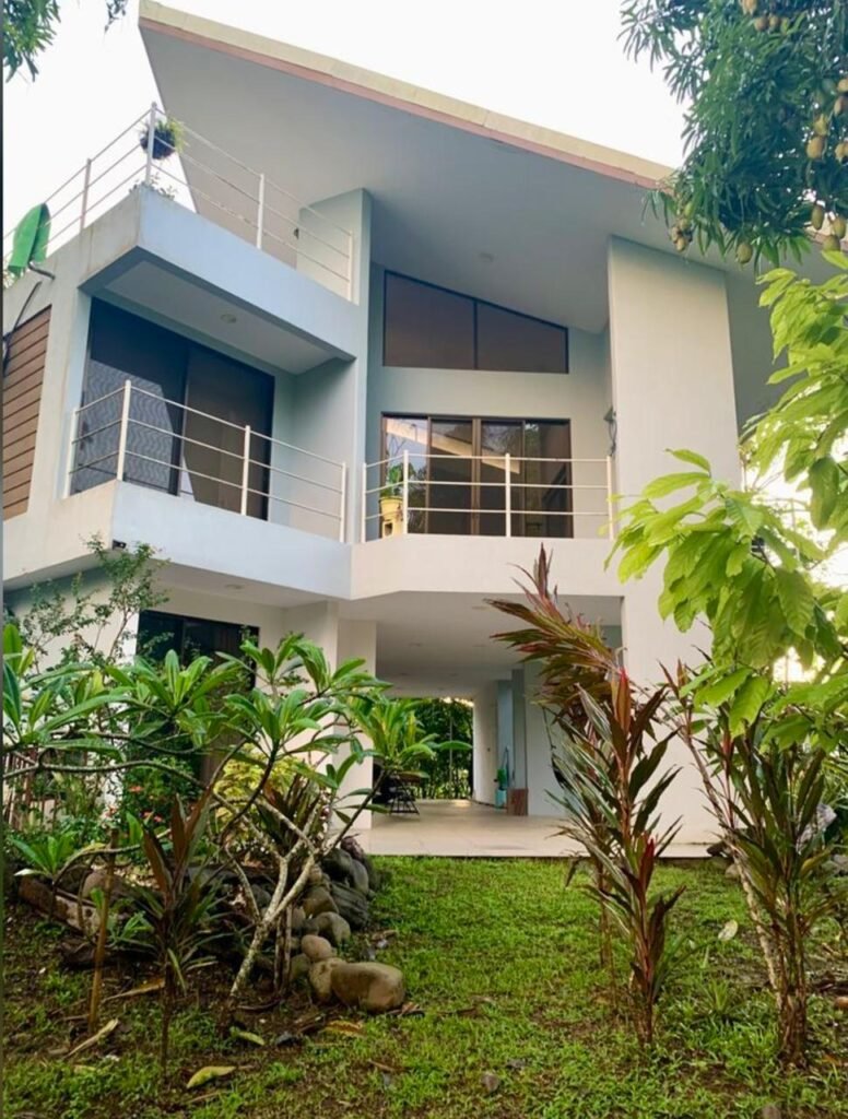 WhatsApp Image 2025-11-04 at 9.03.44 PM (2)