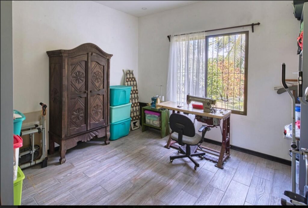 WhatsApp Image 2025-11-04 at 9.44.09 PM