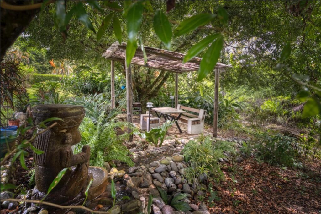 WhatsApp Image 2025-11-04 at 9.44.12 PM (2)