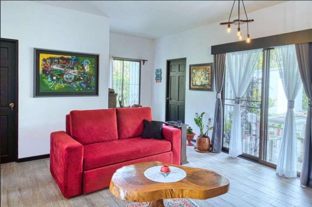 WhatsApp Image 2025-11-04 at 9.44.13 PM (1)