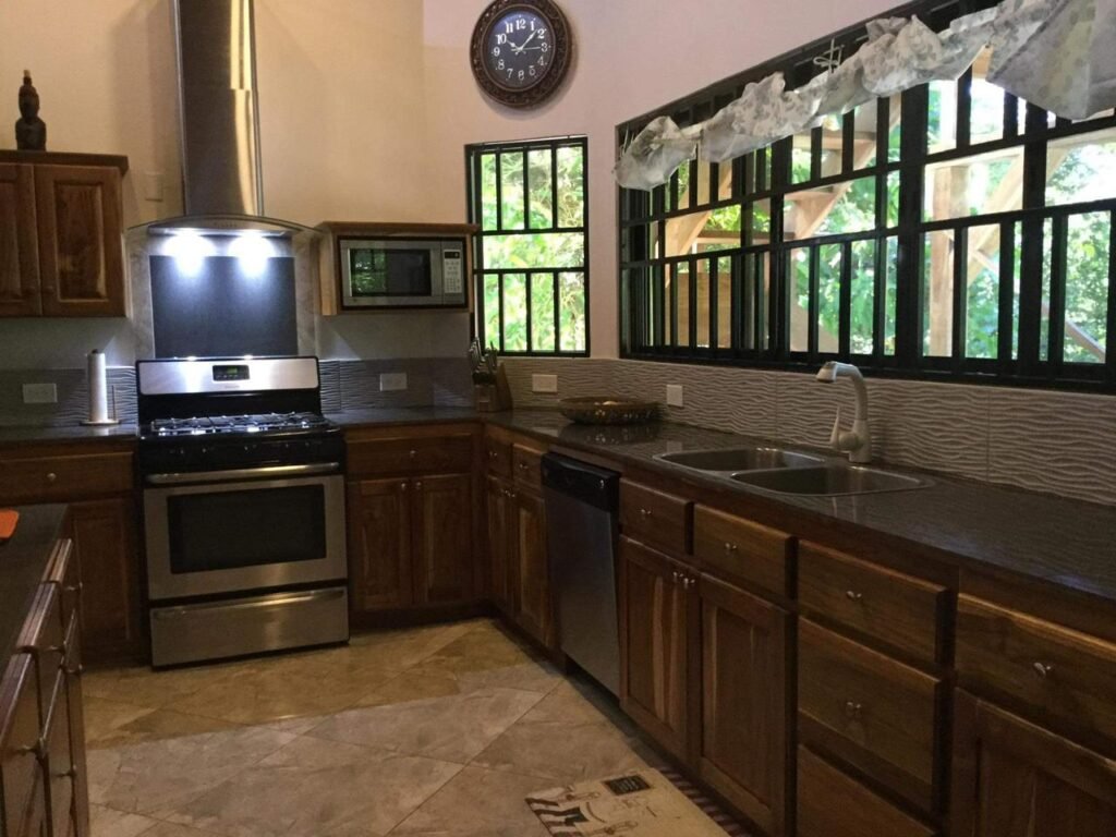 WhatsApp Image 2025-11-05 at 2.31.59 AM (2)