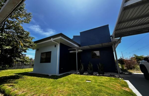 WhatsApp Image 2025-11-05 at 3.17.31 AM (1)